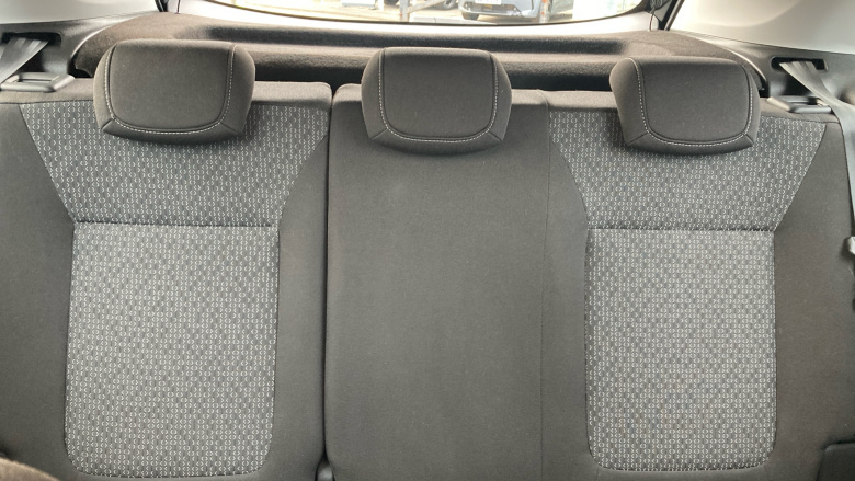 Vauxhall Crossland 1.2 Turbo Design 5dr Petrol Hatchback